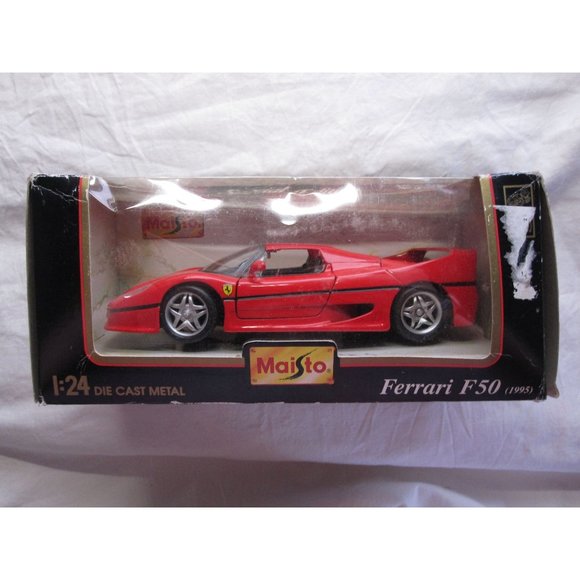 Special Edition Maisto Red Ferrari F50 1995 Sports Car 1:24 Die Cast Metal Model - Picture 2 of 9